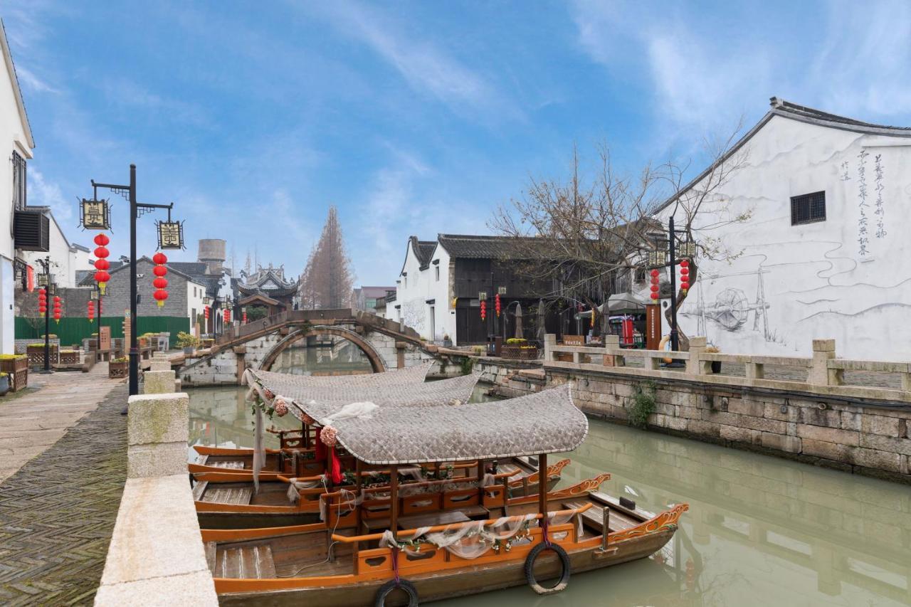 Huzhou Wealth Hotel Exterior photo